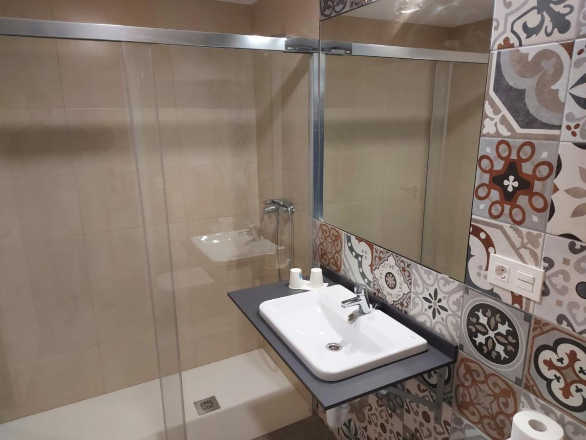 Hotel - Hostel Atuvera 산토도밍고데라칼사다 외부 사진